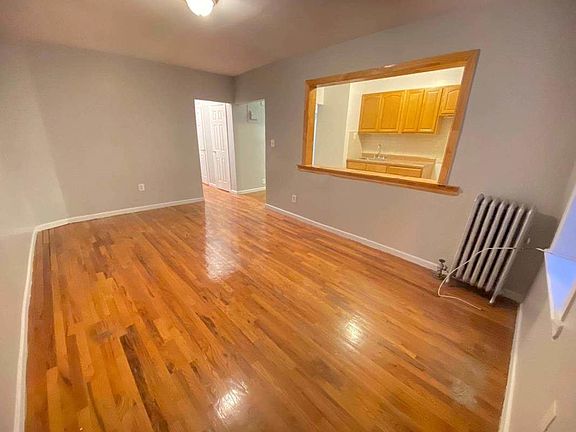 3rd image of 1010 President St APT 1N