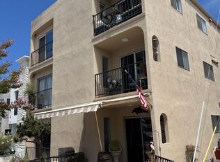 112 2nd St #4, Seal Beach, CA 90740