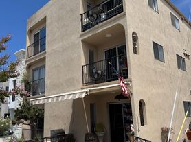 112 2nd St, Seal Beach, CA