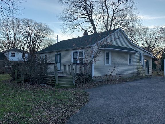 2nd image of 404 Bellaire Ave