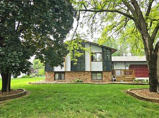 10700 99th Pl N, Maple Grove, MN 55369