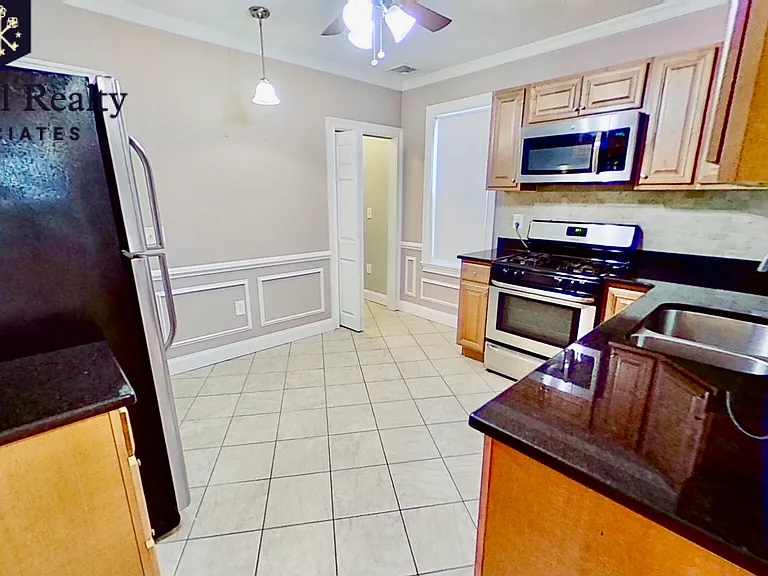 40 Turner St #1 — Photo 37