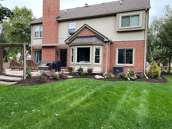 3rd image of 45165 Turnberry Ct