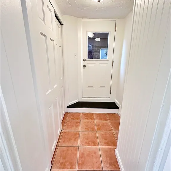 420 Sumner St #1 — Photo 6