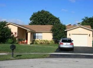1071 SW 129th Way, Davie, FL 33325