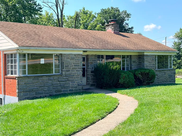 4022 W Chester Pike — Photo 2