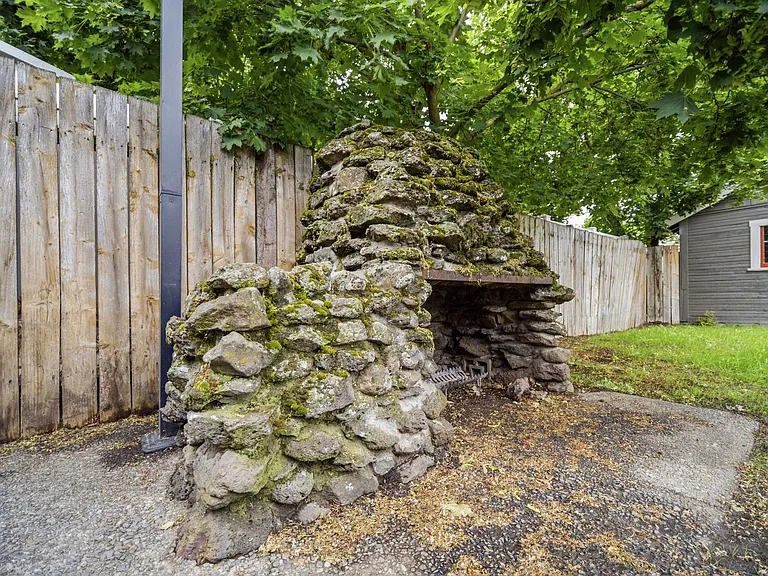 2612 W Dean Ave — Photo 17