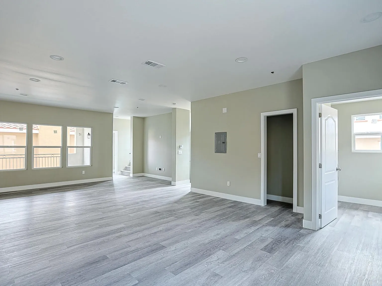 2 bed, 1518 sqft, $3,395 — Photo 4