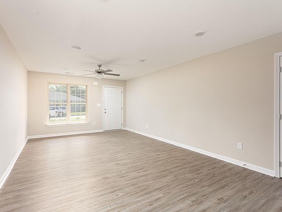 2nd image of 337 Hillcrest Ave