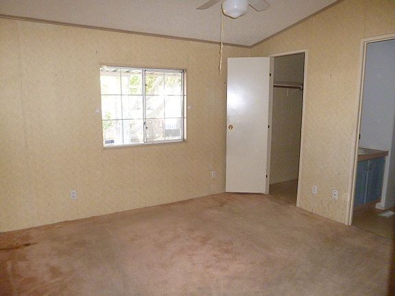 4th image of 11359 S Far West Ave
