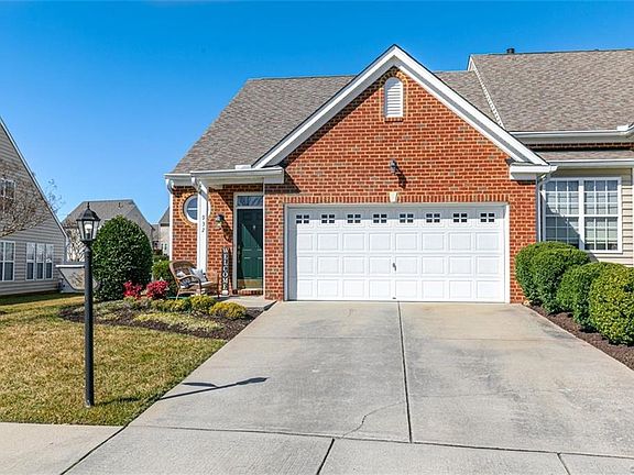 2nd image of 932 Jamerson Ln