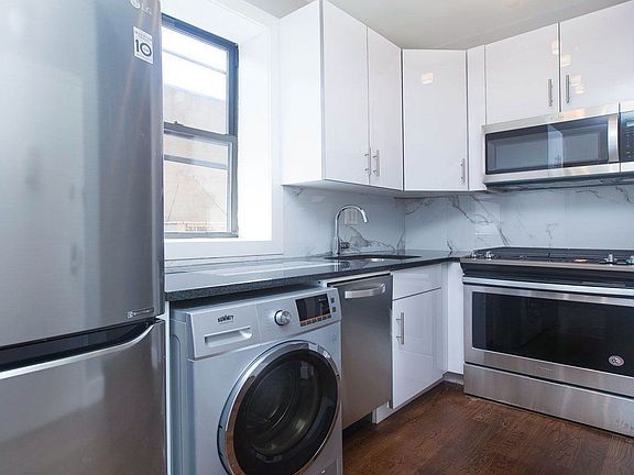 3rd image of 2918 Frederick Douglass Blvd #3L