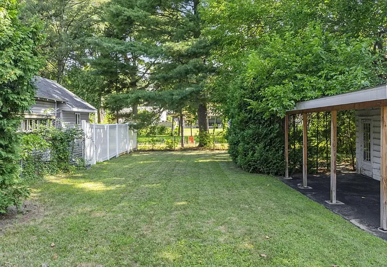 3 Maple Ave #A — Photo 11