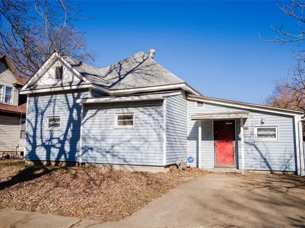 2405 Grand Ave, Parsons, KS 67357