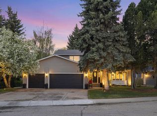 111 N Lake Mead Pl SE, Calgary, AB T2J 3Z7