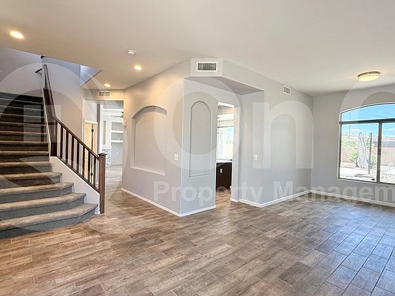 2nd image of 1415 W Windsong Dr