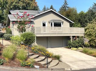1640 Meadows Dr, Lake Oswego, OR 97034