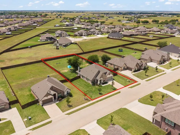 12709 Whispering Wind Dr, Godley, TX 76044