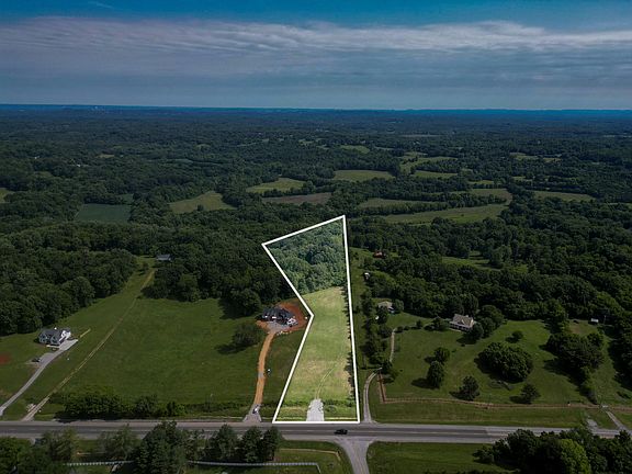3rd image of 1929 New Lewisburg Hwy