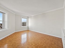 1851 Columbia Rd NW