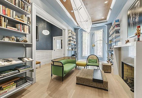 4th image of 33 W 71st St #1