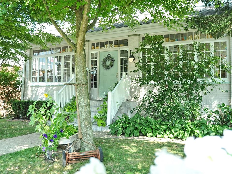 1st image of 1419 Ashland St