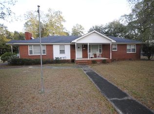 718 Highland Dr, Kingstree, SC 29556
