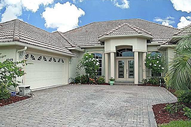 1st image of 4049 NW Willow Creek Dr