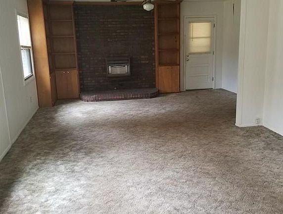 4th image of 2390 Kerlin Ave