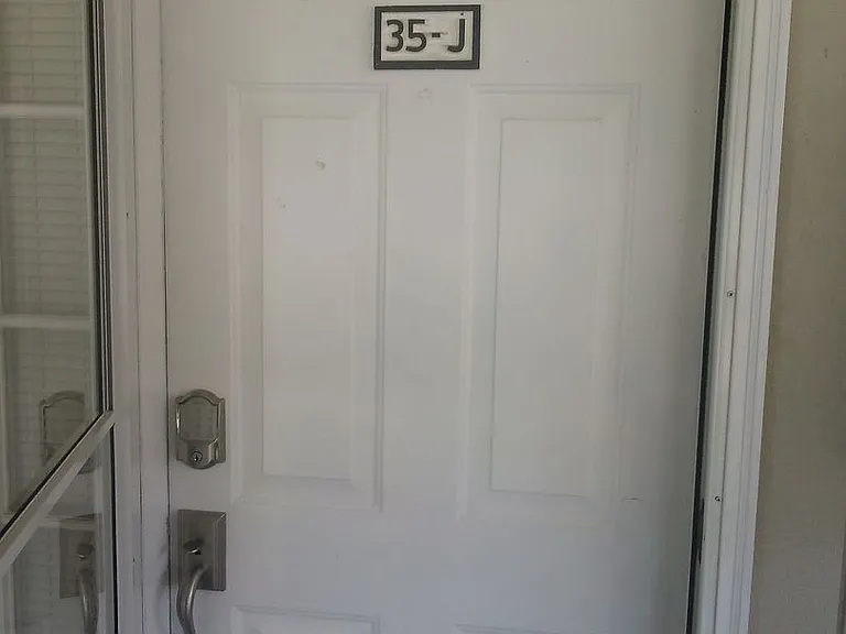 1920 Bent Grass Dr — Photo 2