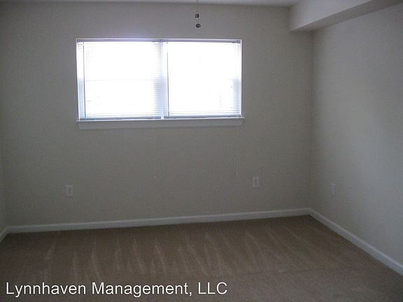 4th image of 1139 E Ocean View Ave APT 9