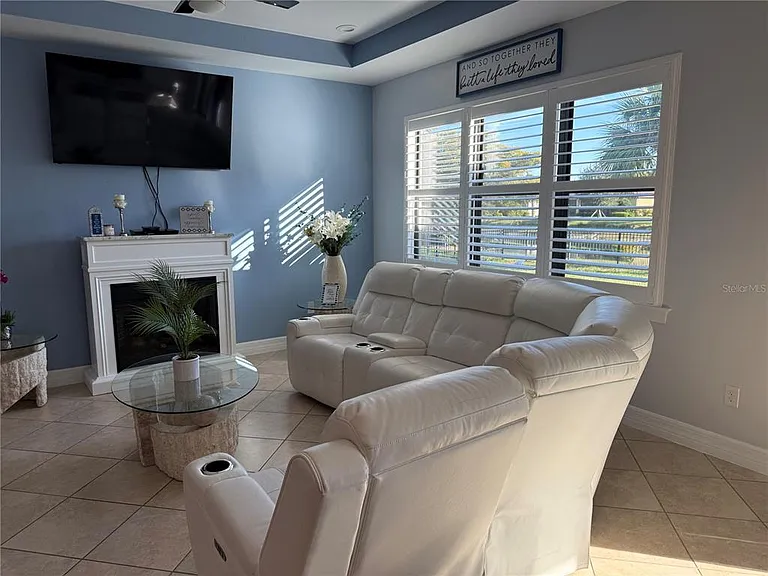 2599 Marton Oak Blvd — Photo 48