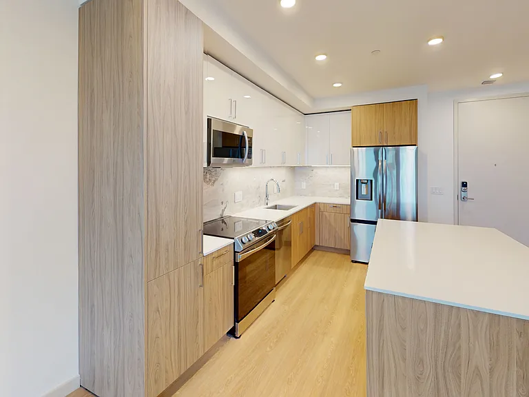 101 N Meridian — Photo 119