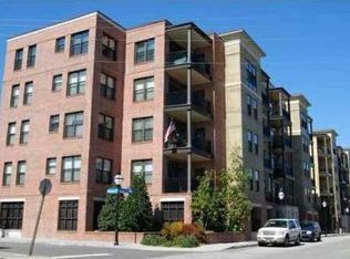 33 Calhoun St APT 121, Charleston, SC 29401