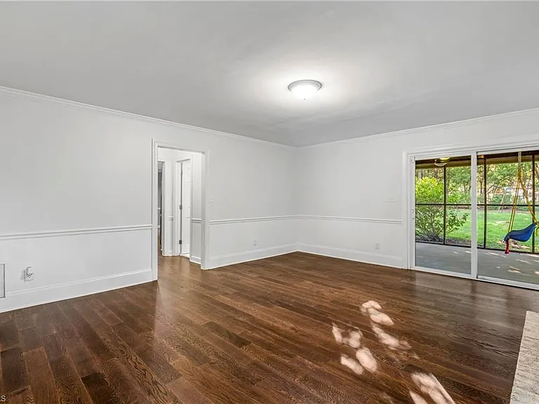 4103 Oak Hollow Dr — Photo 20
