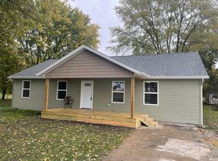 6256 Oak Rd, Plymouth, IN 46563