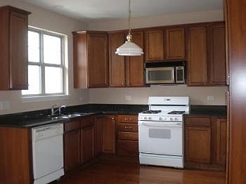 1st image of 8710 Ferris Ave #6