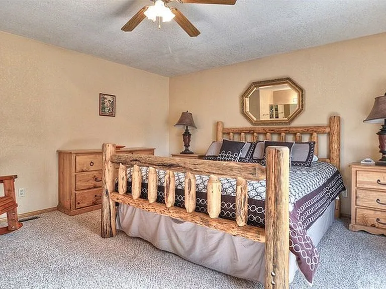 1167 Alameda Dr — Photo 8