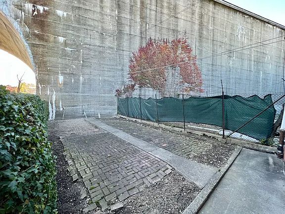 3rd image of 3620 23rd Ave