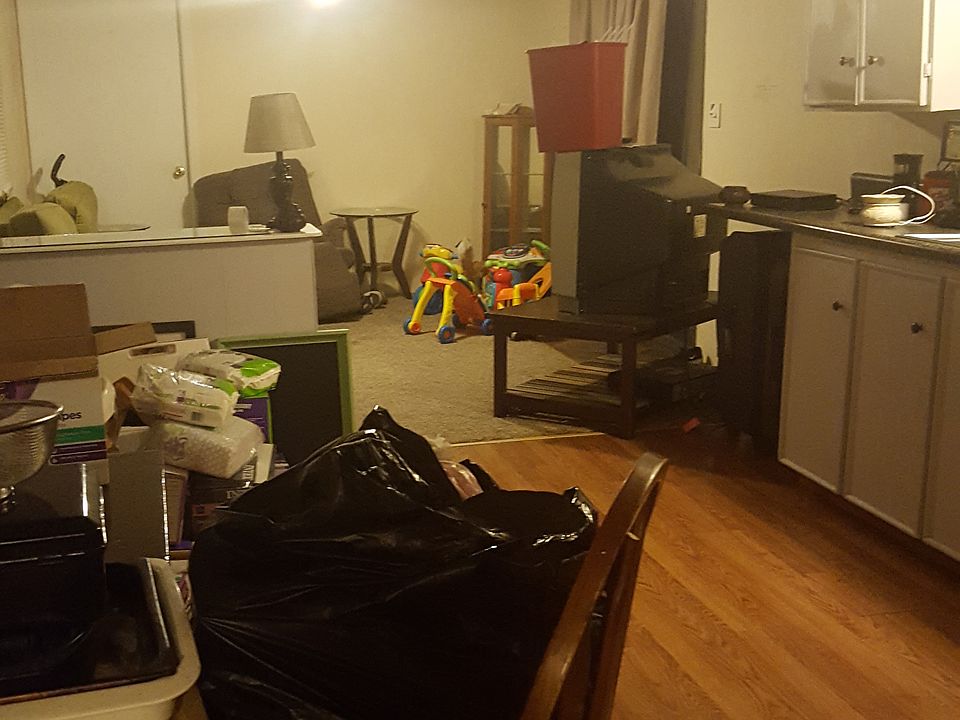 2nd image of 80 S Robin Ln
