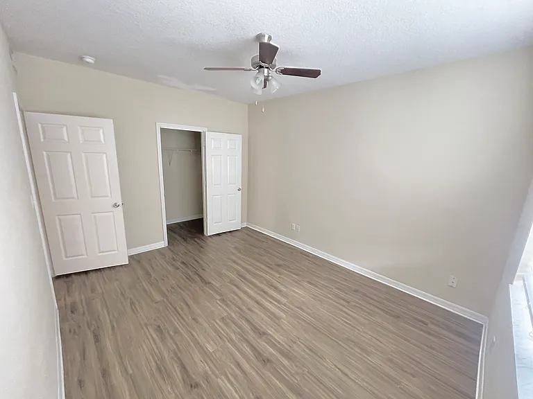 2403 W Platt St #B — Photo 28