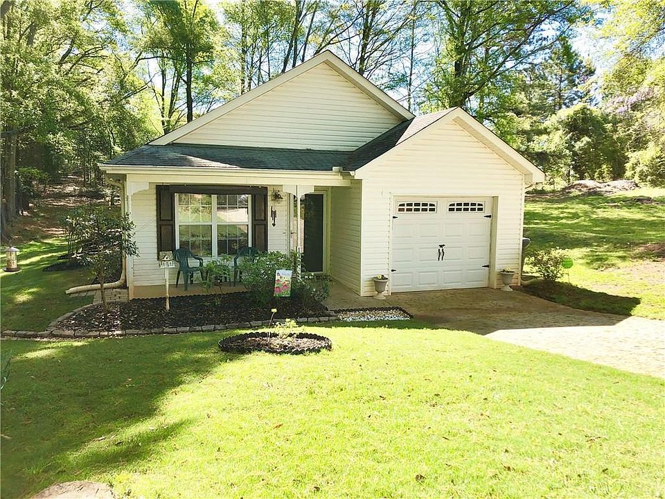 1st image of 110 Cedar Rdg