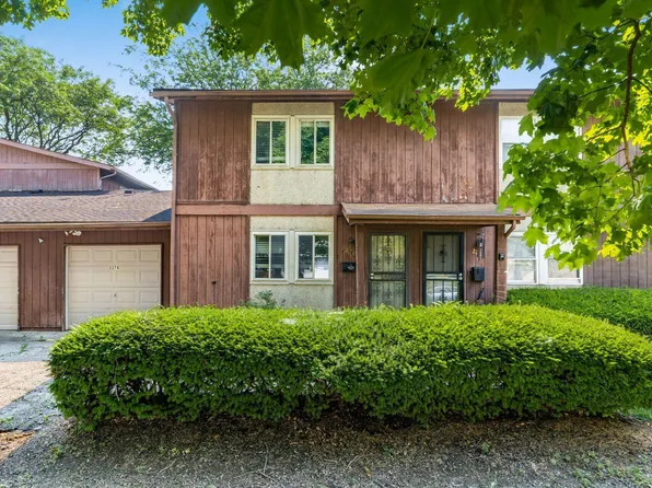 2278 Wadsworth Dr #D, Columbus, OH 43232