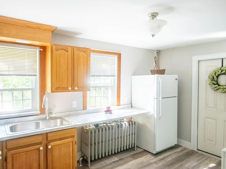 52 Elmwood St #B — Photo 6