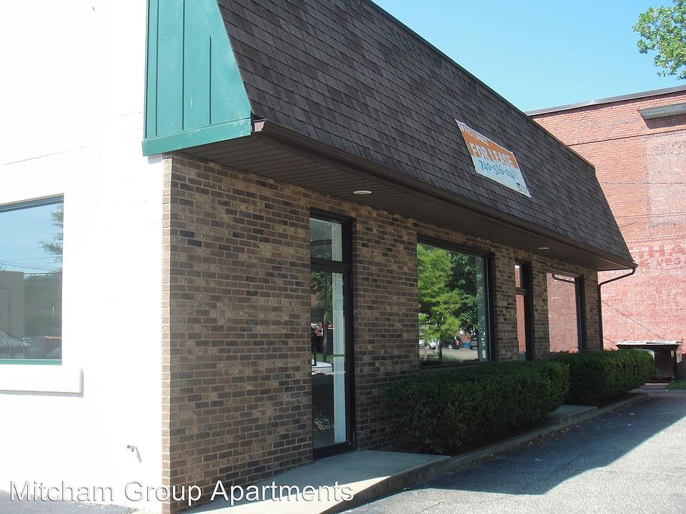2nd image of 211 Scammel St