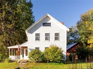 31 North St, Goshen, CT 06756