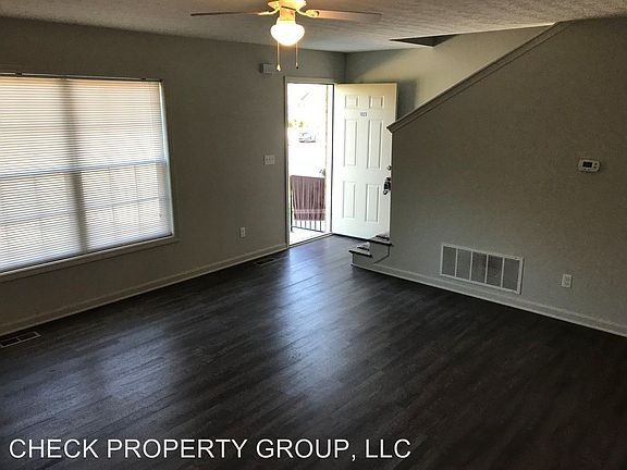 5th image of 1021 Amanda Dr