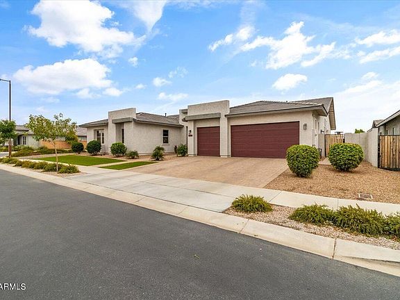 4th image of 23047 E MCCOWAN Court