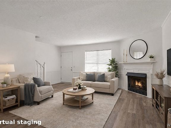 2nd image of 1044 Fairfax Dr