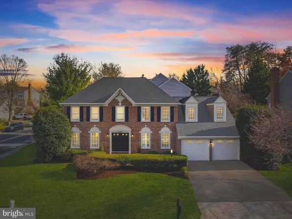 46495 Capelwood Ct, Sterling, VA 20165